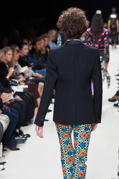 Look 89